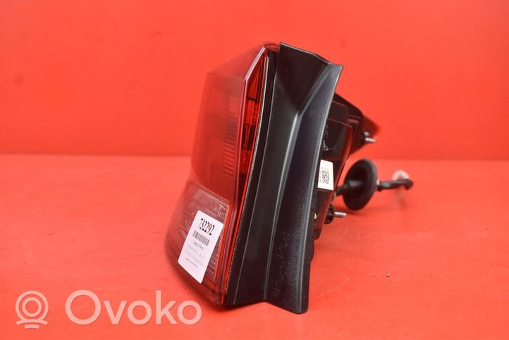 Hyundai Elantra VI Lampa tylna 92401F2500