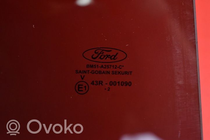 Ford Focus Vitre de fenêtre porte arrière 