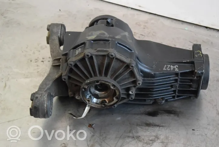 Volkswagen PASSAT B5.5 Rear differential 