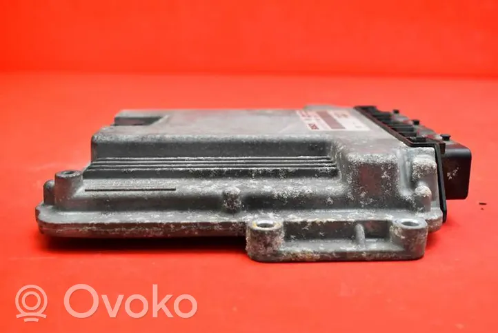 Renault Laguna III Komputer / Sterownik ECU silnika 8200726880