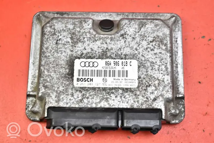 Audi A3 S3 8L Komputer / Sterownik ECU silnika 06A906018C