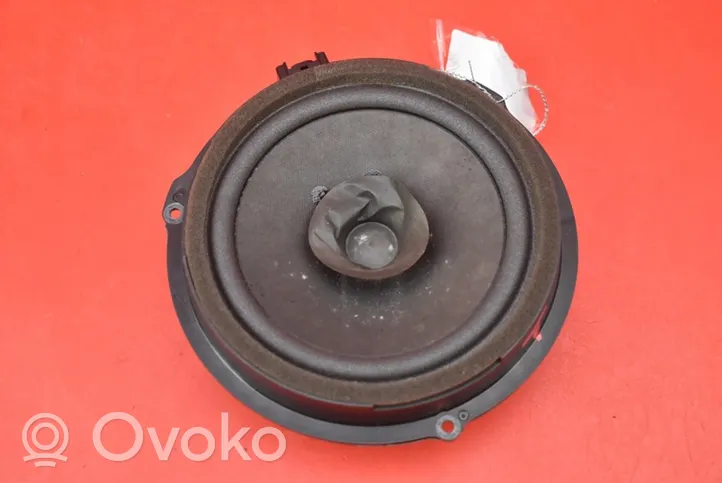 Ford Focus Subwoofer AA6T-18808-CA