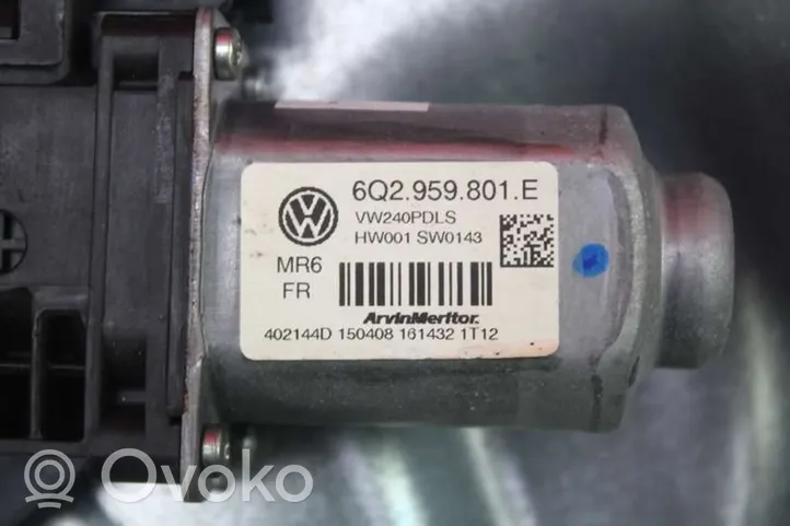 Volkswagen Polo IV 9N3 Elektryczny podnośnik szyby drzwi przednich 6Q4837756