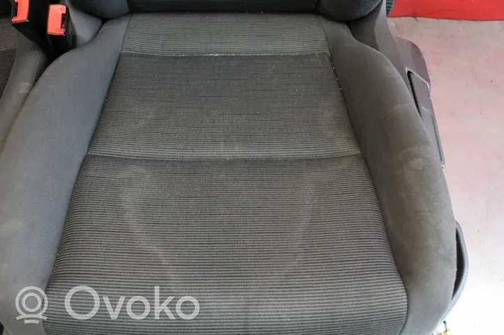 Volkswagen Golf IV Sitze komplett 