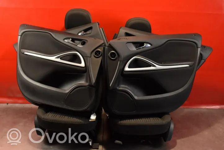 Opel Zafira C Seat set 