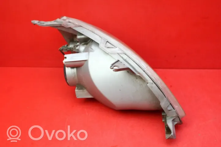 Toyota Yaris Verso Faro/fanale 52-002