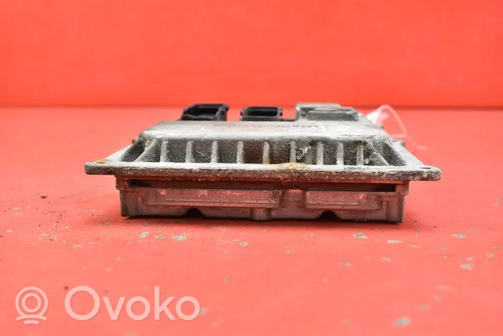 Smart ForTwo I Komputer / Sterownik ECU silnika 0003107V007