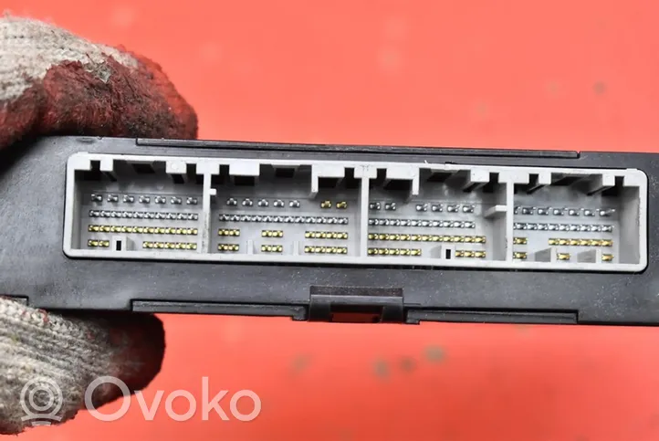 Toyota Auris E180 Блок управления двигателем ECU 89981-02060