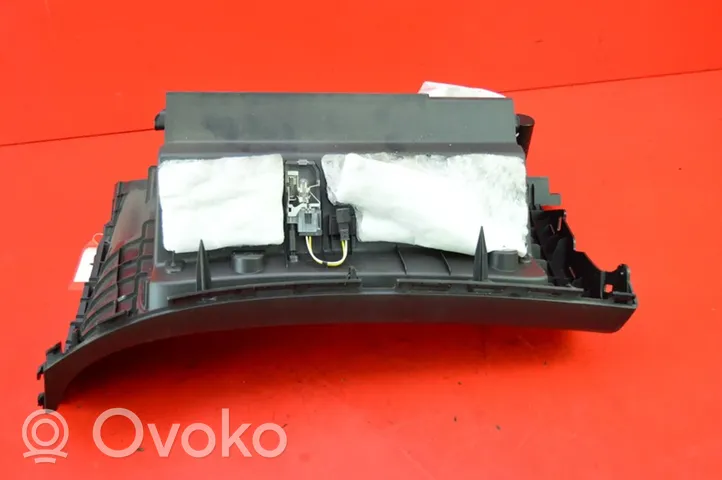 Chevrolet Orlando Glove box 