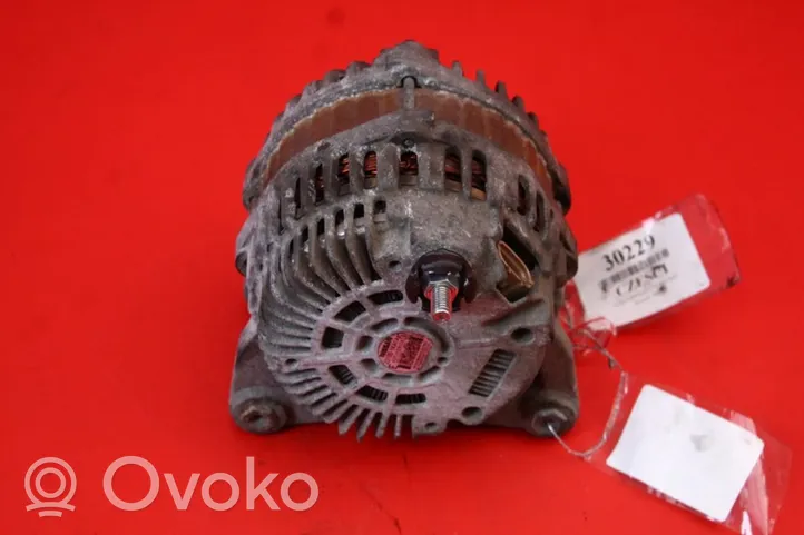 Nissan Juke I F15 Generatore/alternatore 231001KA1A