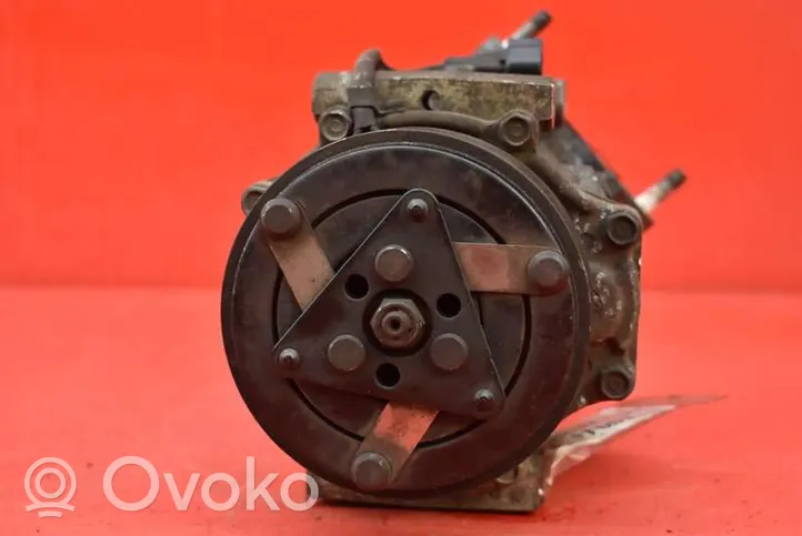 Volvo V50 Air conditioning (A/C) compressor (pump) 31348245