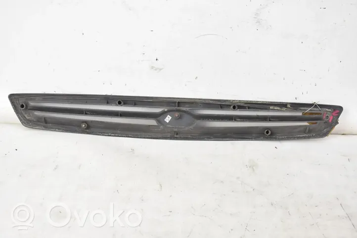 KIA Rio Grille de calandre avant OK30B