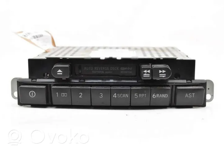 Toyota Yaris Verso Panel / Radioodtwarzacz CD/DVD/GPS 86120-0D130