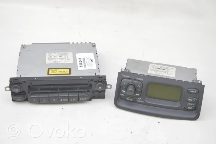 Toyota Yaris Verso Radio / CD/DVD atskaņotājs / navigācija 86120-52030