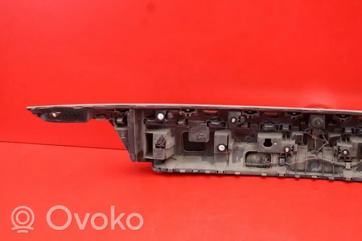 Opel Insignia A Lampa oświetlenia tylnej tablicy rejestracyjnej 13272845