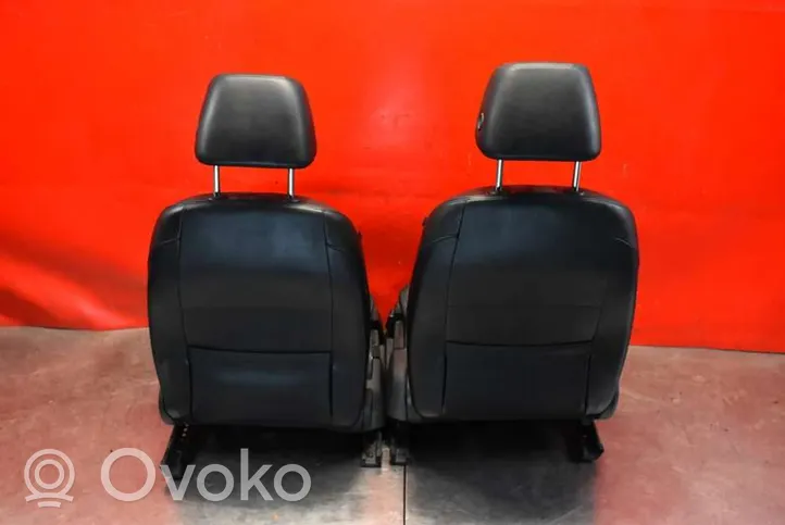 Volkswagen PASSAT B6 Seat set VOLKSWAGEN