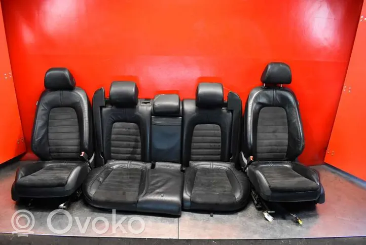 Volkswagen PASSAT B6 Seat set VOLKSWAGEN