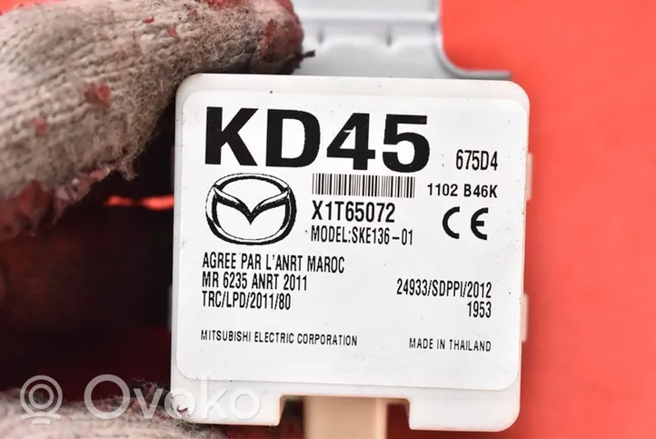 Mazda 3 II Moottorin ohjainlaite/moduuli (käytetyt) KD45-675D4