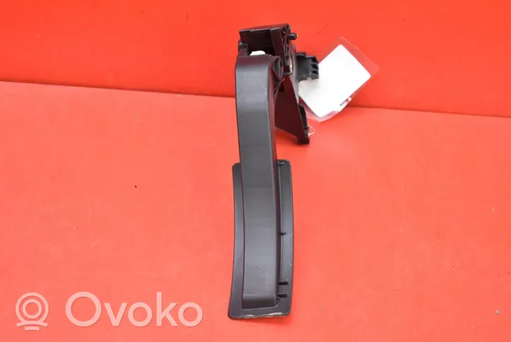 Renault Clio I Accelerator throttle pedal 180029347R