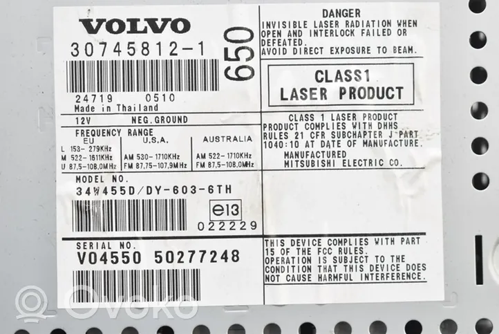 Volvo S60 Radio/CD/DVD/GPS head unit 30745812-1