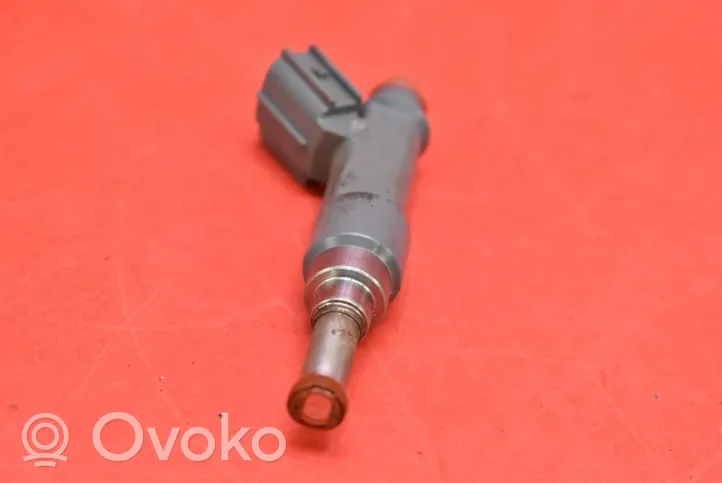 Toyota Corolla E10 Injecteur de carburant 23250-0T110