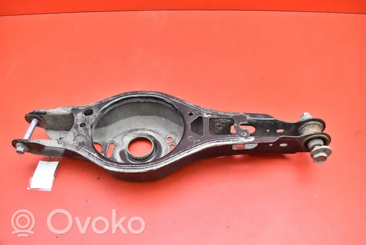 Toyota Corolla E10 Bras de contrôle arrière - meta kaip - bras de suspension arrière TOYOTA