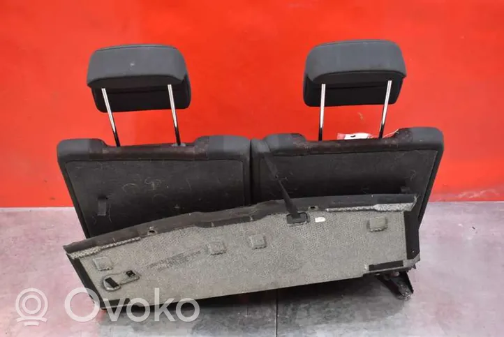 Toyota Corolla Verso E110 Fotele / Kanapa / Komplet TOYOTA