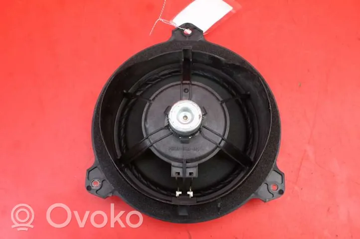 Toyota Corolla Verso E110 Enceinte subwoofer 86160-0D180