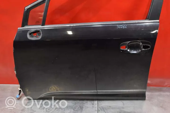 Toyota Avensis T270 Priekinės durys TOYOTA