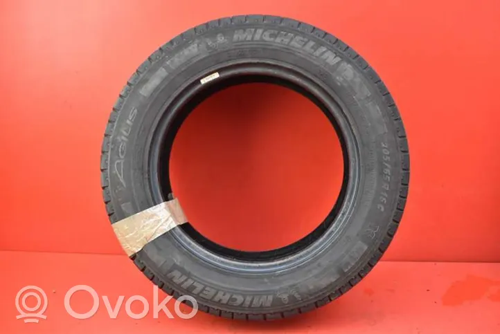 Opel Vivaro Pneu d’été R17 MICHELIN