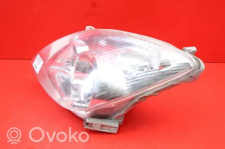 Toyota Corolla Verso E121 Lampa przednia 08-212-11F9L