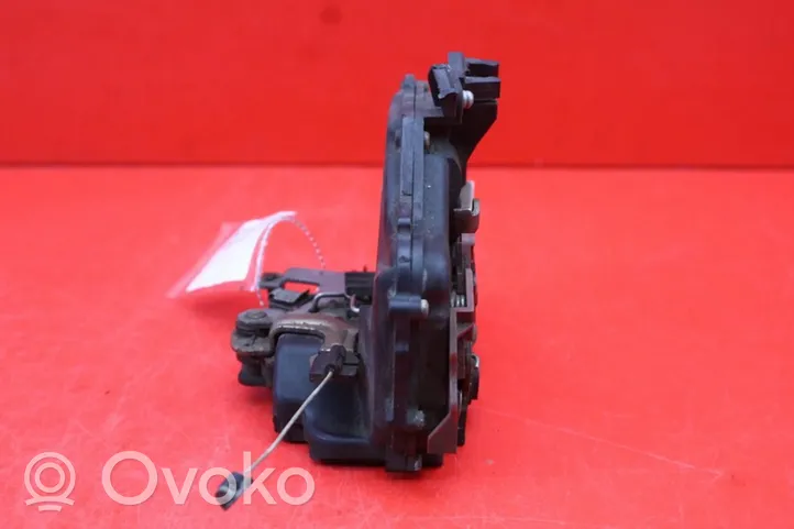 Volkswagen Touareg I Rear door lock 7L0839015B