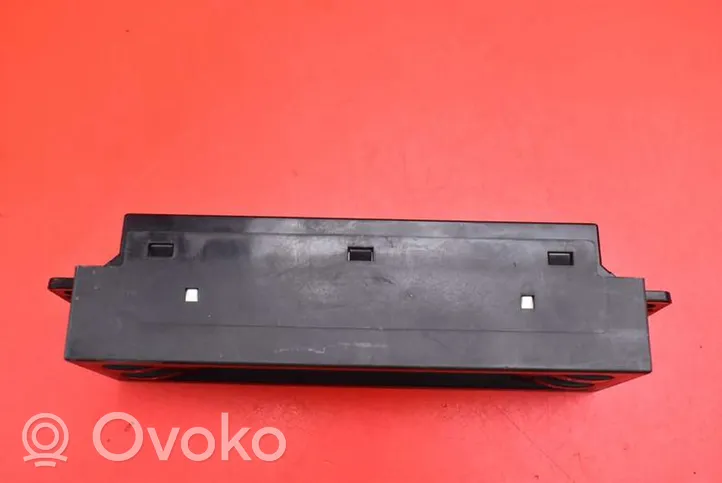 Chevrolet Captiva Radio / CD/DVD atskaņotājs / navigācija 96628251