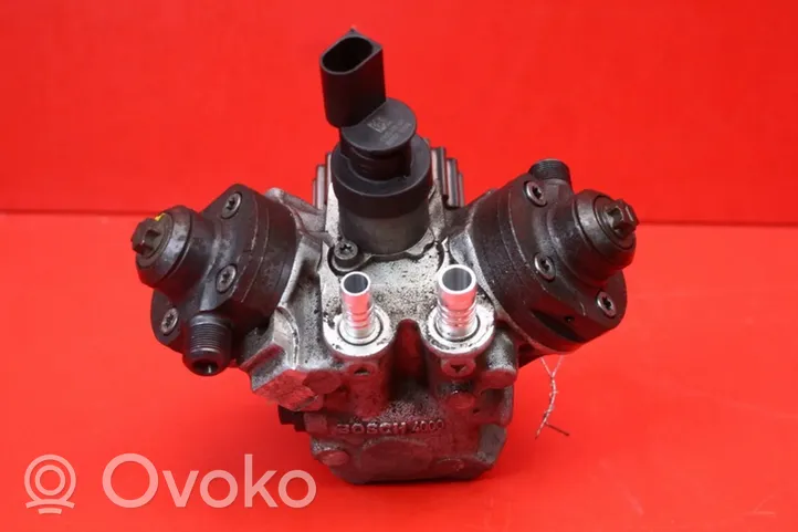 Audi A4 S4 B8 8K Pompe d'injection de carburant à haute pression 059130755AK