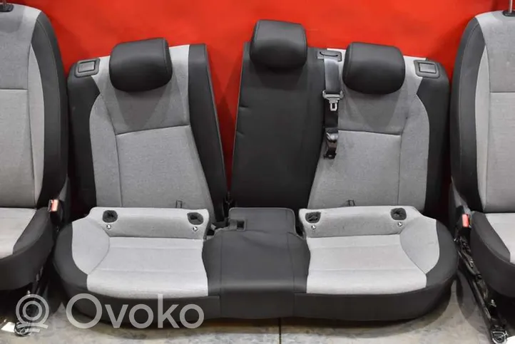 Hyundai i20 (GB IB) Fotele / Kanapa / Komplet HYUNDAI