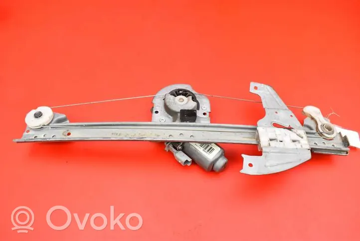 Toyota Aygo AB10 Elektryczny podnośnik szyby drzwi przednich 118670RH