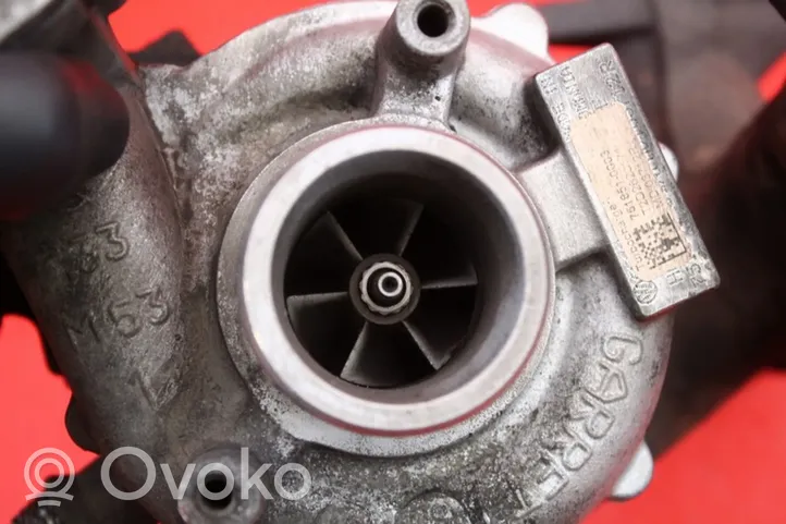 Volkswagen Cross Touran I Cześć układu próżniowego turbosprężarki 751851-0003