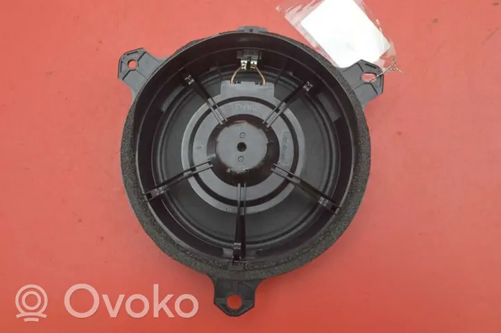 Toyota Corolla E10 Subwoofer-bassokaiutin 86160-02B80