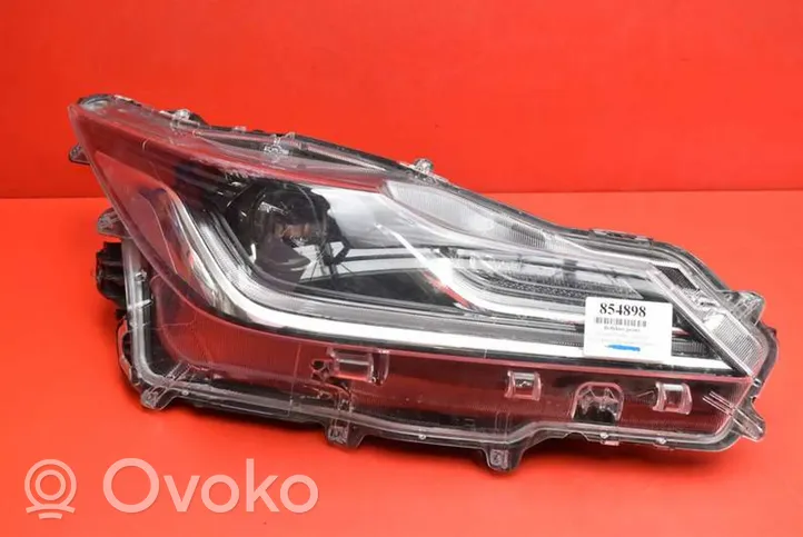 Toyota Corolla E10 Headlight/headlamp 81110-02T51