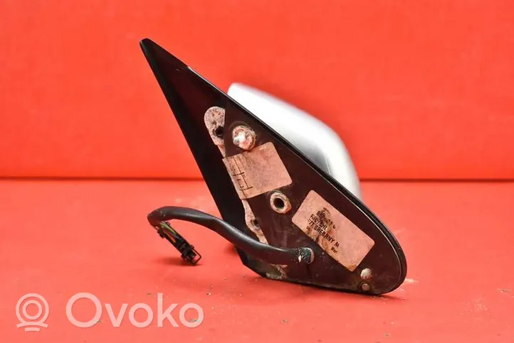 Skoda Octavia Mk2 (1Z) Elektryczne lusterko boczne drzwi przednich 014245