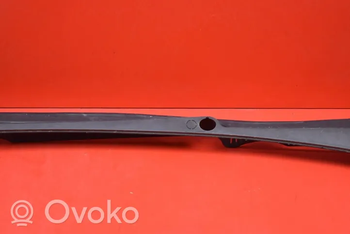 Volkswagen Golf IV Rivestimento del tergicristallo 1K1819415A