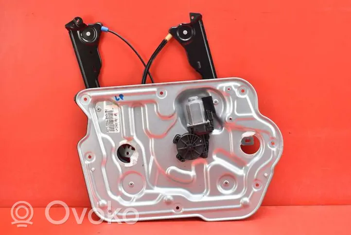 Nissan Qashqai Priekinio el. lango pakėlimo mechanizmo komplektas 80771JD20A