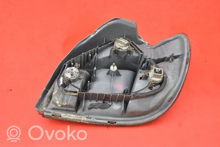 Toyota Yaris Verso Lampa tylna 52-004