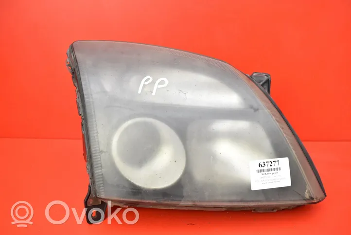 Opel Vectra C Lampa przednia 155888-00