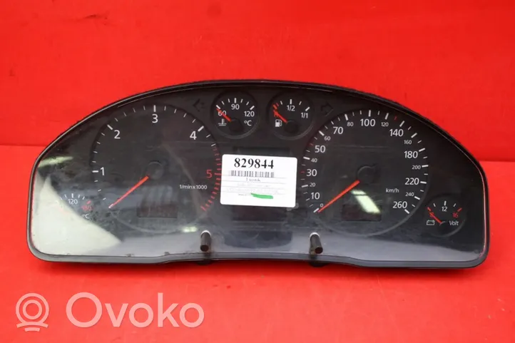 Audi A6 Allroad C5 Compteur de vitesse tableau de bord 4B0920900M