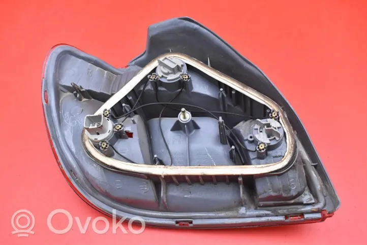 Toyota Yaris Verso Lampa tylna 52-004