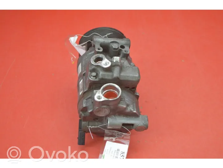 Audi A4 S4 B8 8K Ilmastointilaitteen kompressorin pumppu (A/C) 8K0260805L