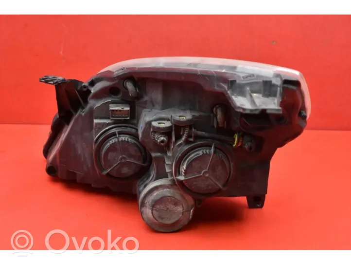 Opel Vectra C Lampa przednia 13170916