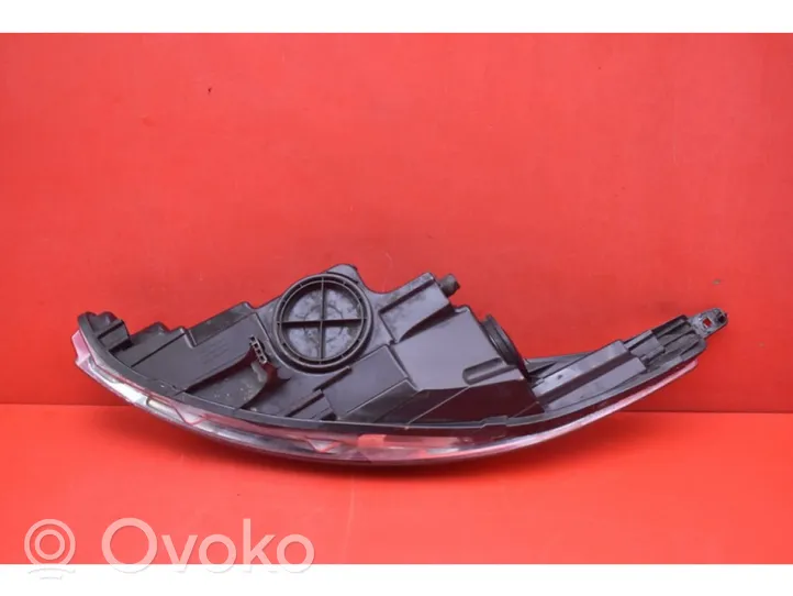 Ford Fiesta Faro delantero/faro principal 8A61-13W029-CD