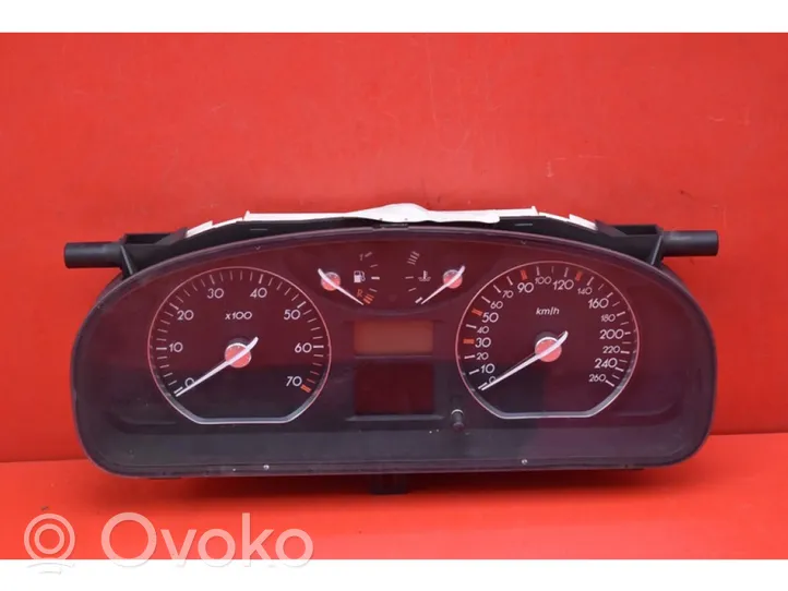 Renault Laguna II Compteur de vitesse tableau de bord 8200263353